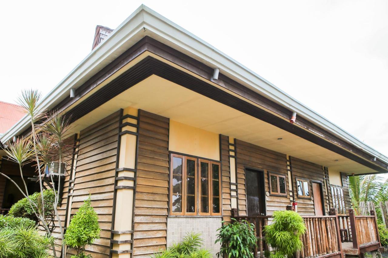 Oyo 435 La Veranda Beach Resort Panglao Exterior foto